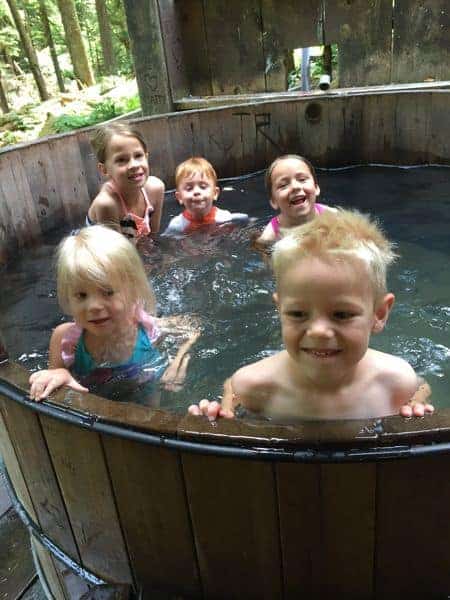 Kids enjoying the Bagby Hot Spring in Oregon.