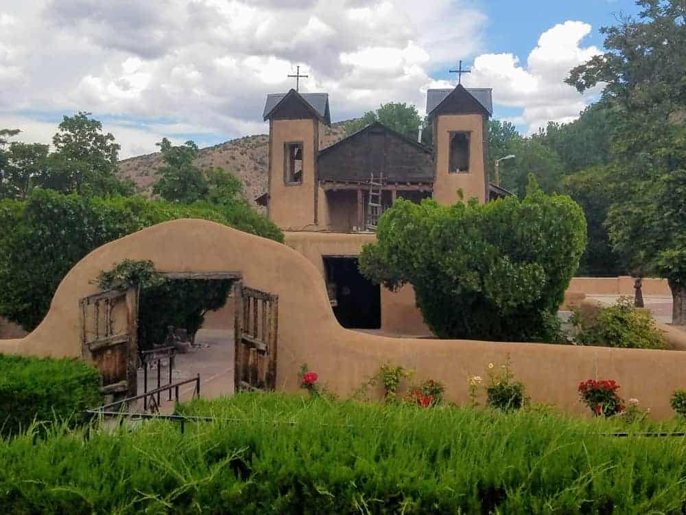 El Santuario De Chimayo Historic Site