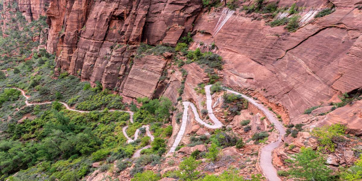 Walter's Wiggles switchbacks along the Angel's Landing trail at Zion.