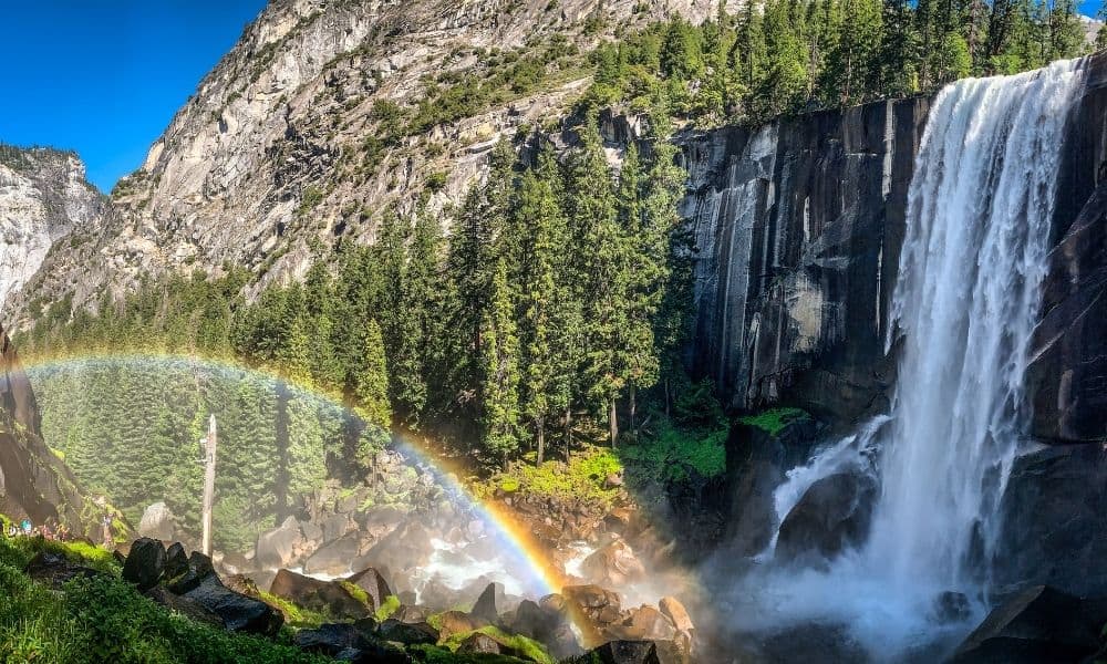 Vernal Falls Hike at Yosemite 