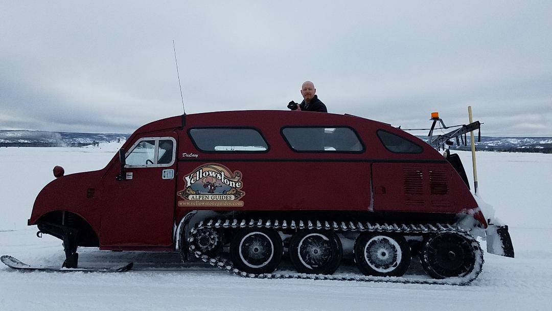Travel Guide For Visiting Yellowstone in December - PhotoJeepers