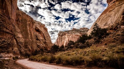Places to Visit in Utah in the Spring - PhotoJeepers