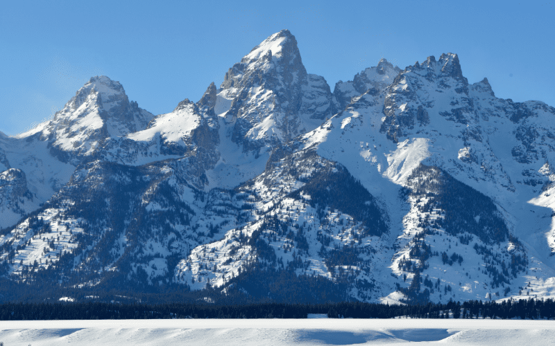 Teton mountains covered in snow