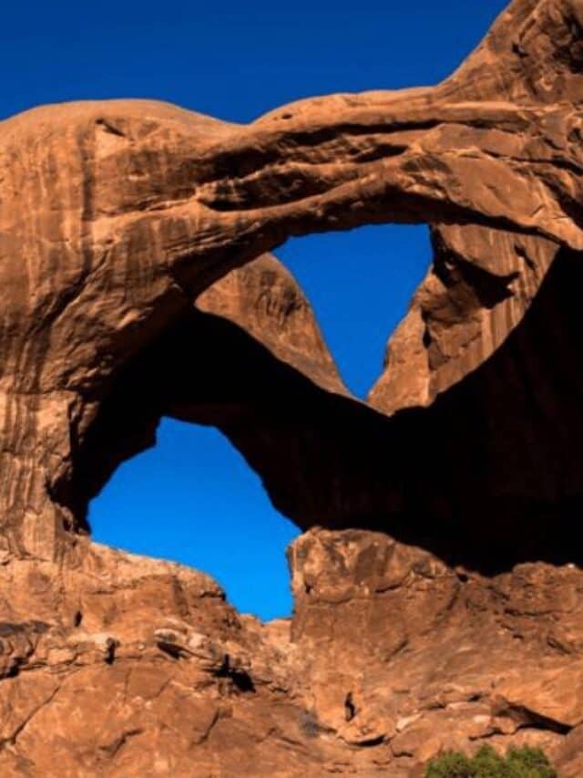 cropped-double-arch-arches-national-park-winter-photo-jeepers.jpg