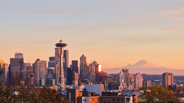 Image for 15 Incredible Day Trips from Seattle - Walk a While with Me