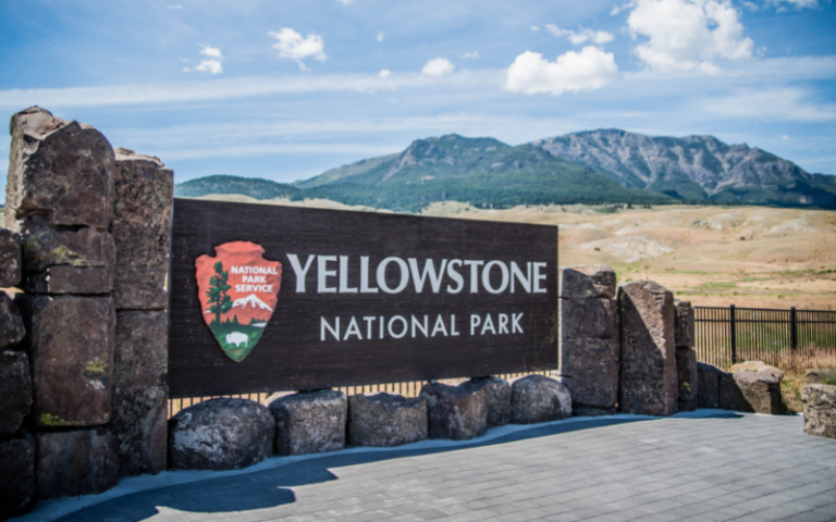 Itinerary for 4 Days at Yellowstone National Park