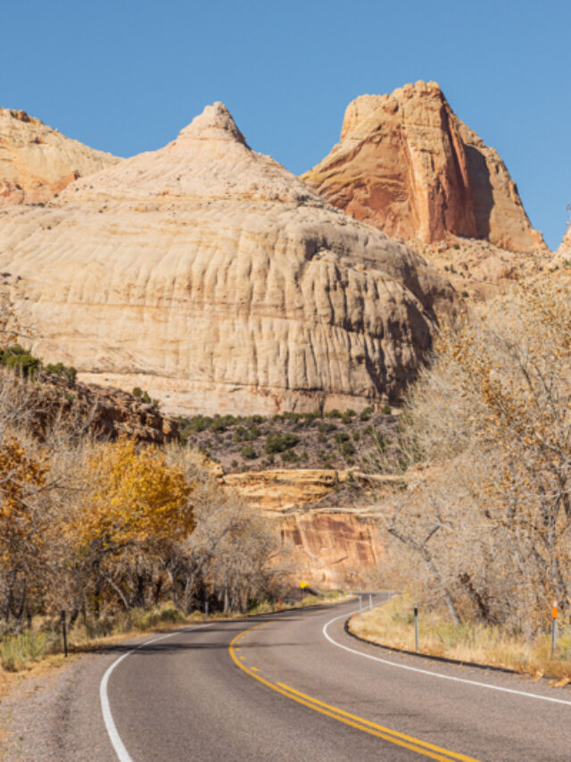 Travel Guide For Capitol Reef National Park in October Story