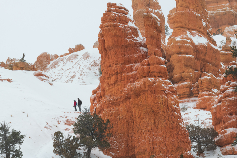 Hikers in Red Canyon in the winter 