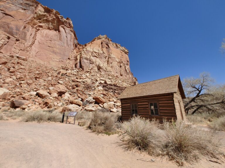 US Southwest National Parks in the Summer - PhotoJeepers