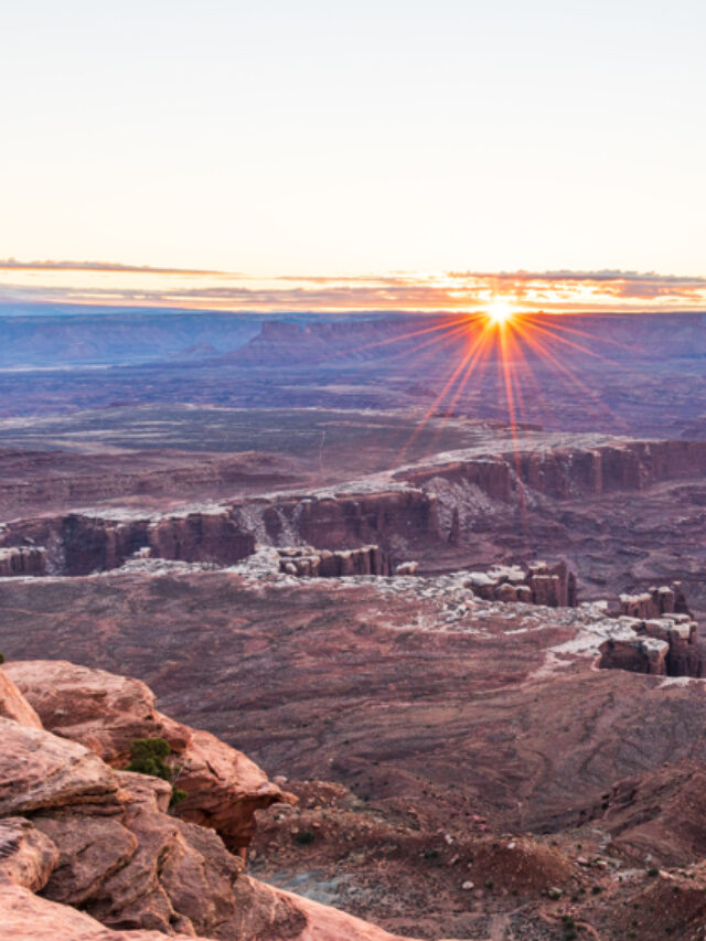 Best Month to Visit Canyonlands National Park Story