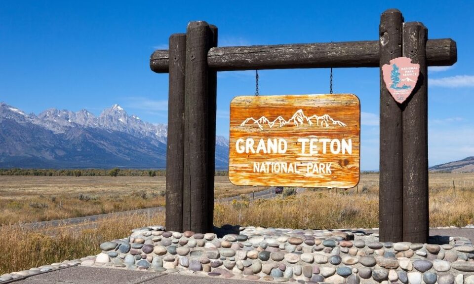 grand teton national park sign