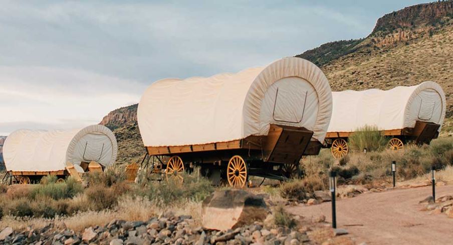 covered wagon glamping at zion