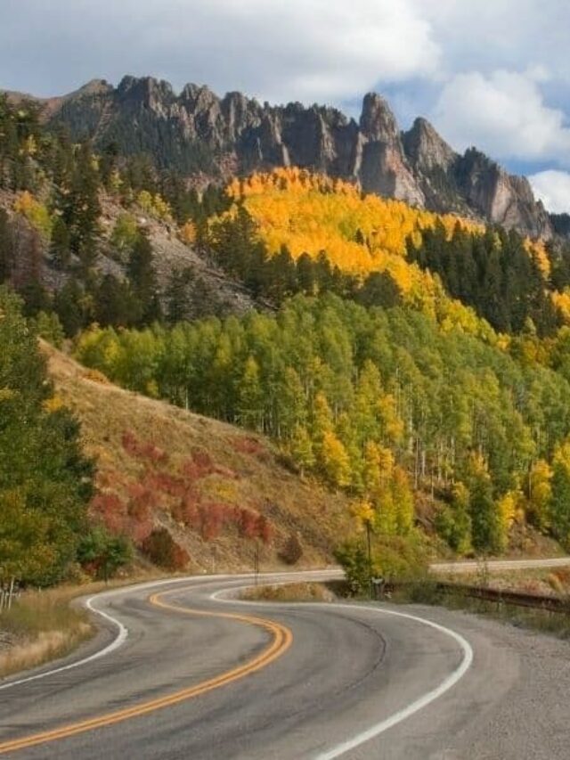 million-dollar-highway-in-the-fall