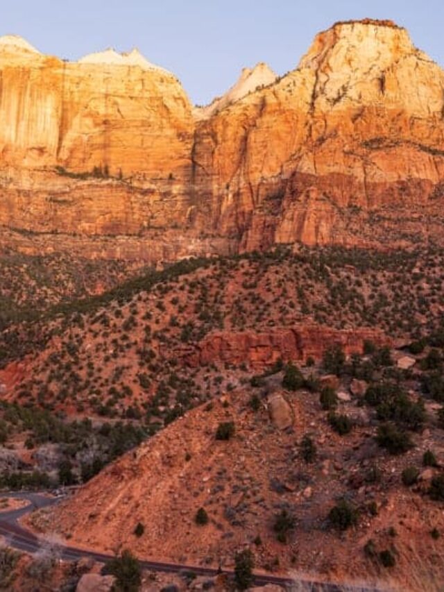 sunrise-near-Mount-Carmel-Tunnel-at-Zion-Photo-Jeepers