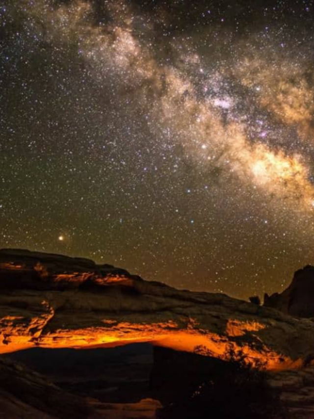 milky way over Mesa Arch at Canyonlands
