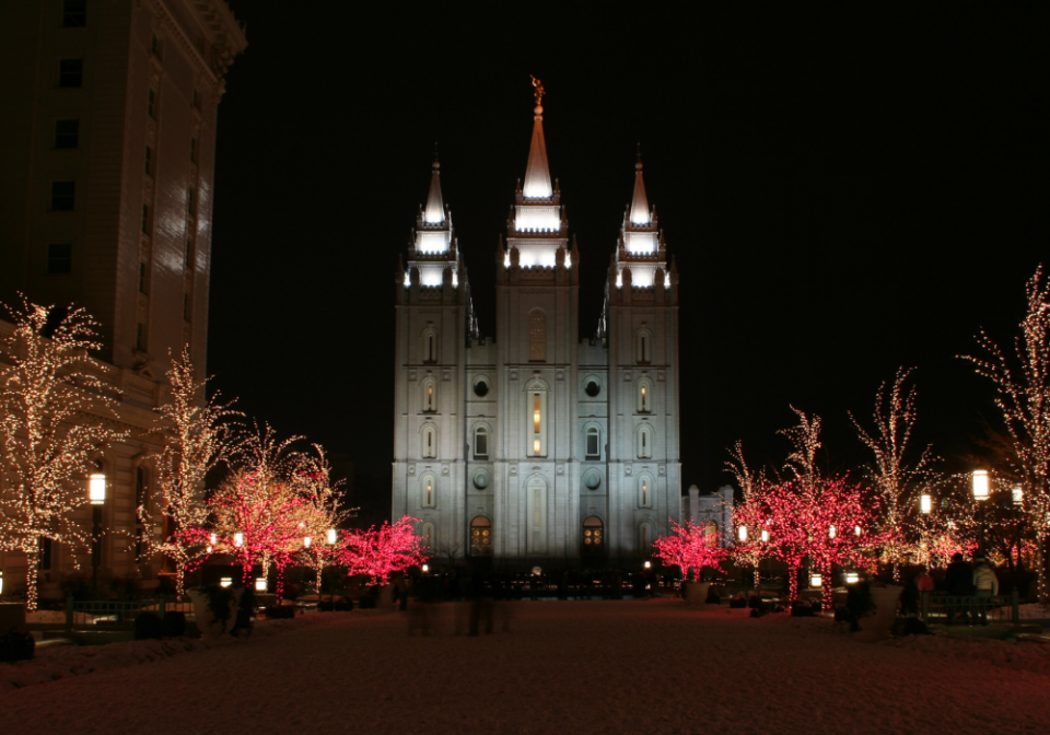 Christmas-lights-at-Temple-Square