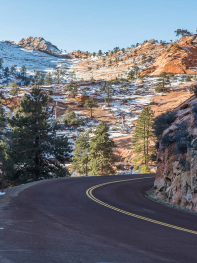 Zion-national-park-winter-Highway-9-Photo-Jeepers-sm (1)