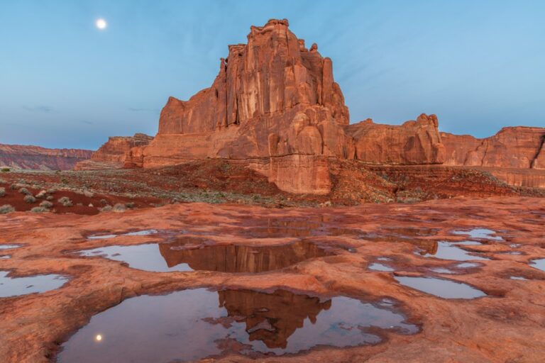 A Travel Guide to Moab Spring Weather